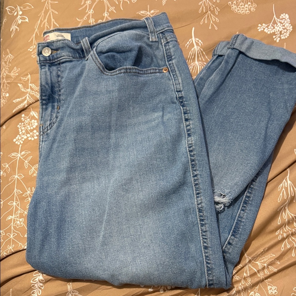 Signature by Levi Strauss Light Blue Jeans